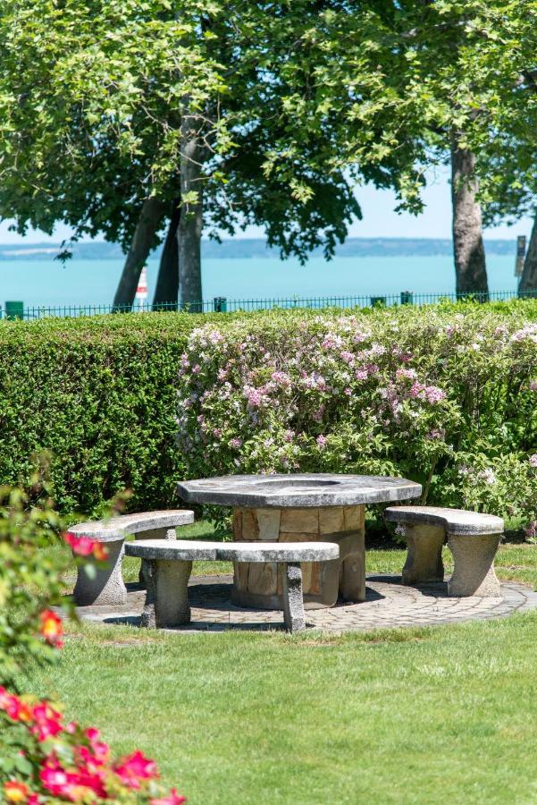 Balaton Lakeside Residence Siofok Dış mekan fotoğraf